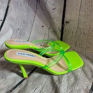 Steve Madden Womens Jada Neon Green Criss Cross Jelly Strap Slip On Heels Sz 8.5